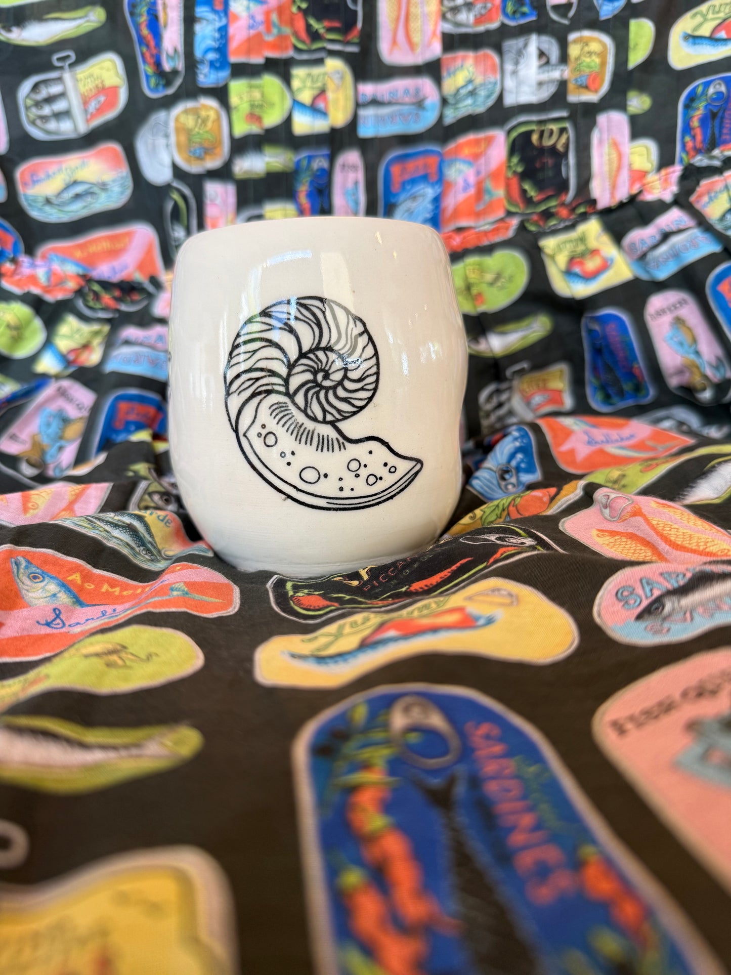 8oz sea shell “thumb cup”