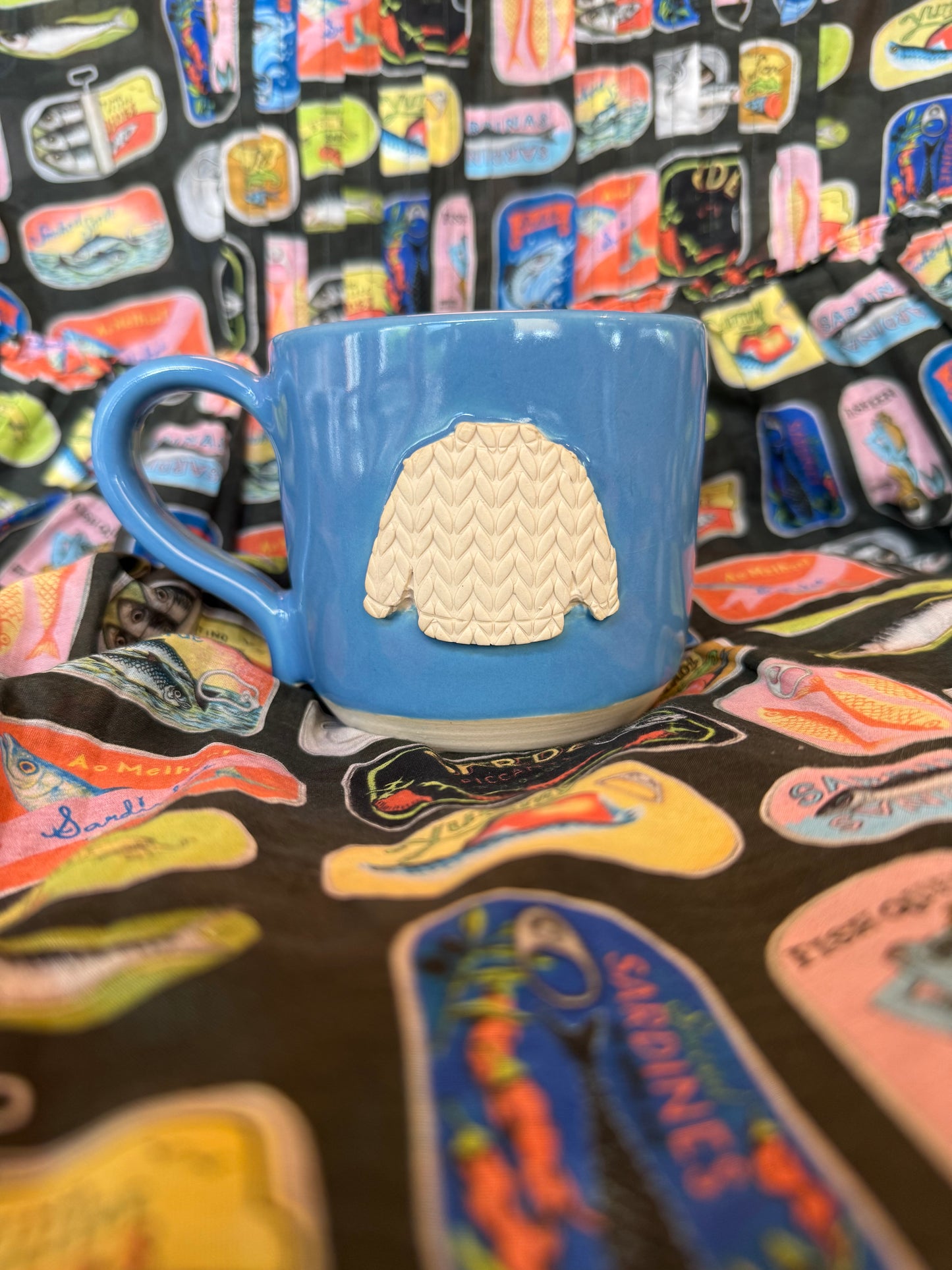 14oz Dutch blue sweater mug