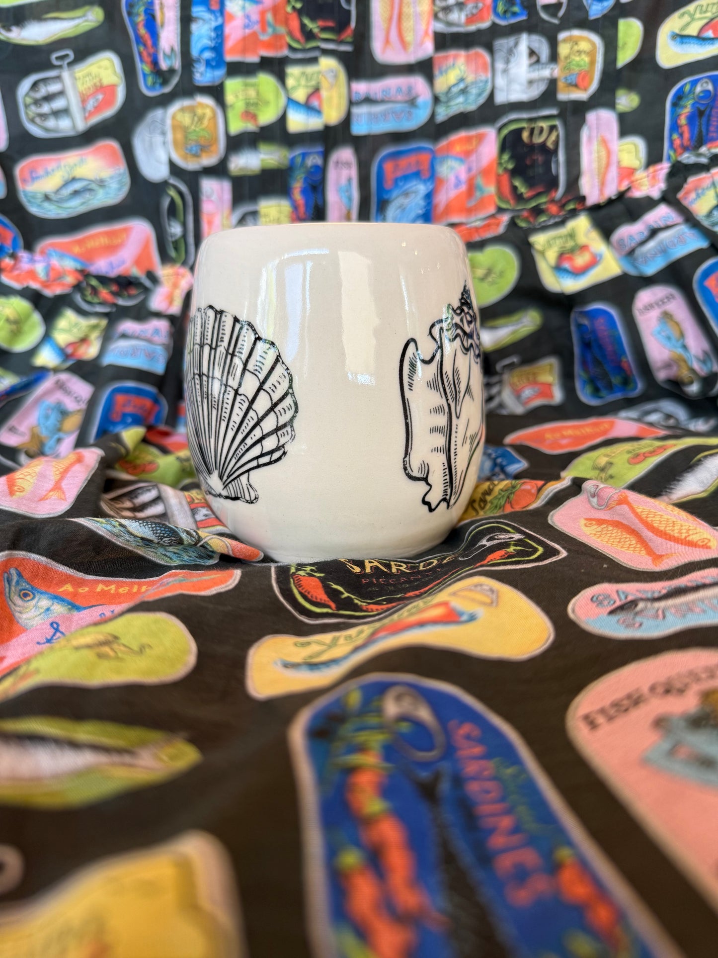 8oz sea shell “thumb cup”